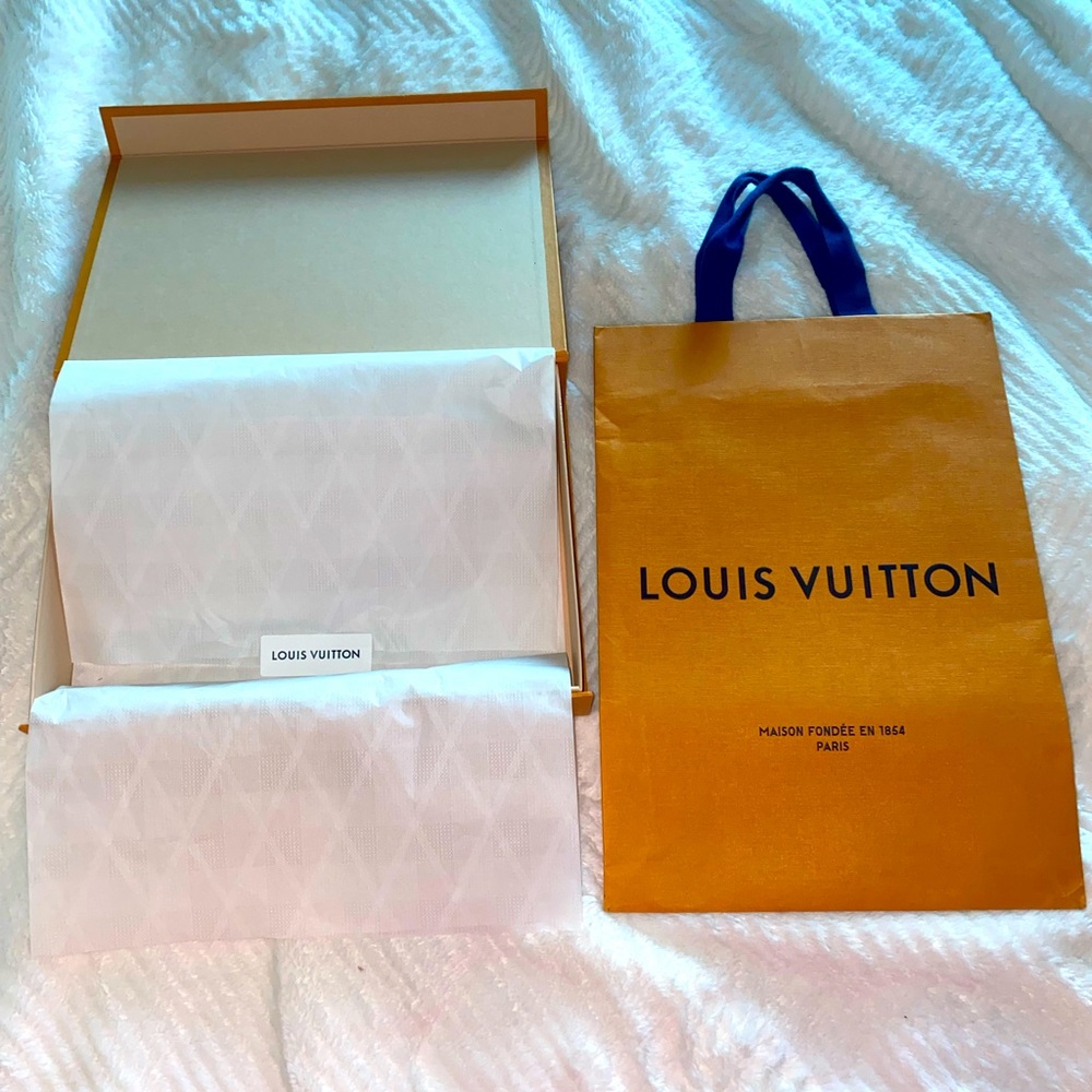 Authentic Louis Vuitton box & bag set